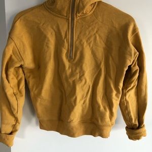 Babaton cropped crew